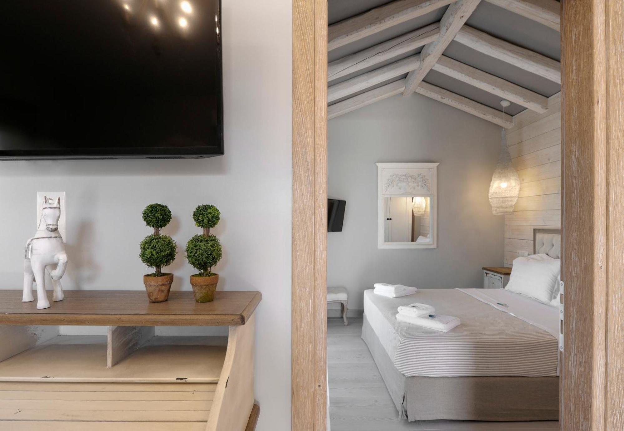 By The Sea Luxury Suites Limenas  Exterior foto